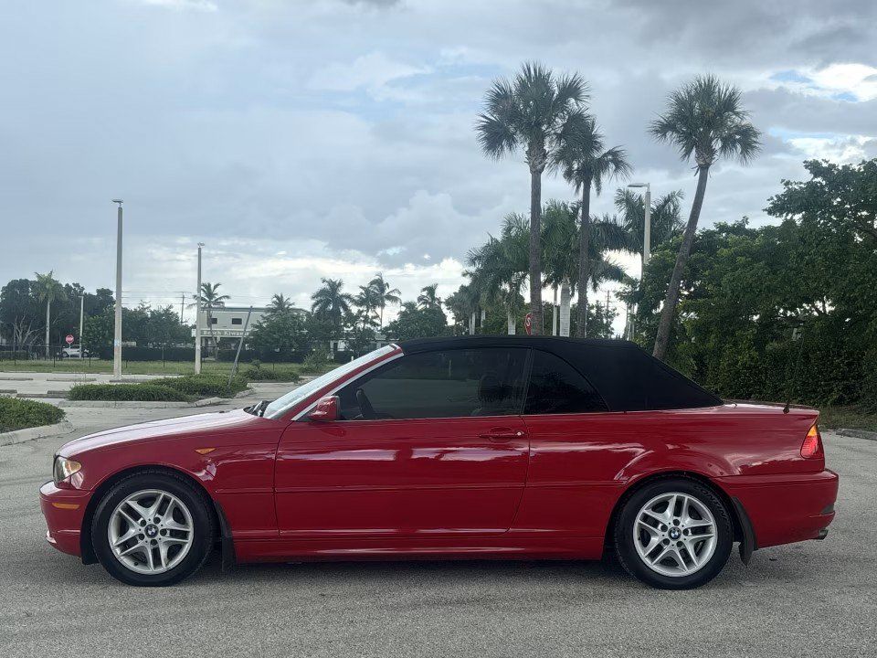 Used 2004 BMW 325Ci Convertible RWD image 3