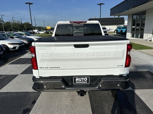 Used 2026 Chevrolet Silverado 1500 LTZ w/ LTZ Premium Package AWD/4WD image 4