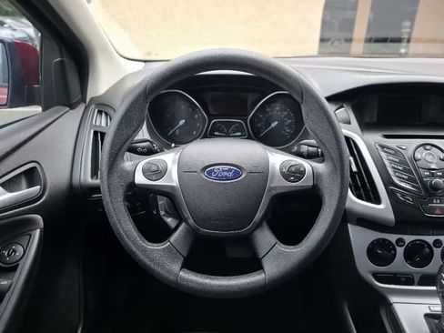 Used 2014 Ford Focus SE image 24