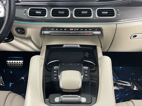 Certified 2023 Mercedes-Benz GLS 450 4MATIC image 18