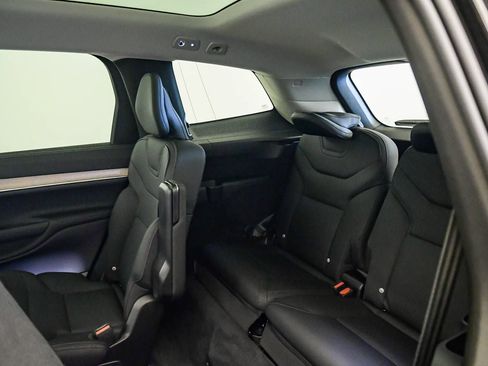 Certified 2026 Volvo EX90 Plus AWD/4WD image 19