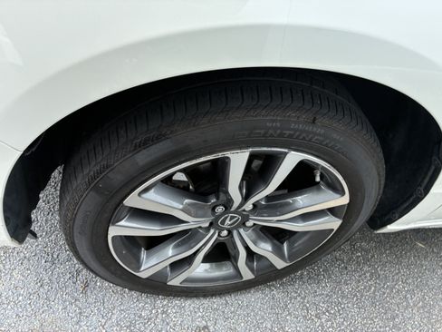 Used 2019 Acura MDX w/ Advance Package FWD image 5