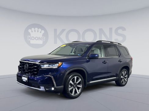 Used 2025 Honda Pilot Touring image 5