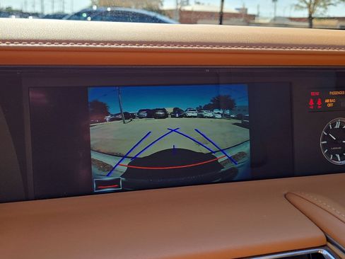 Certified 2022 Lexus LC 500 Convertible w/ Touring Package RWD image 18