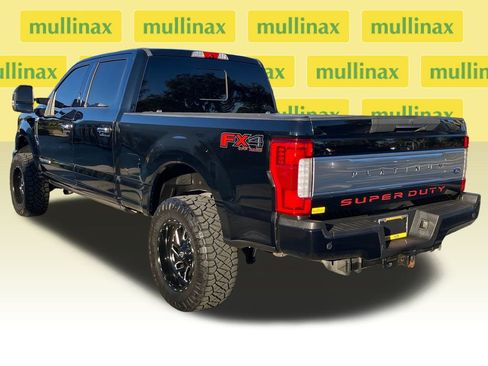 Used 2017 Ford F250 Platinum w/ Platinum Ultimate Package image 9