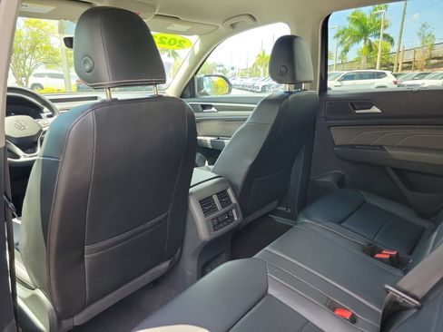 Used 2023 Volkswagen Atlas SE FWD image 10