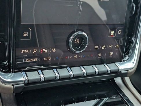 New 2026 GMC Yukon Denali Ultimate image 13