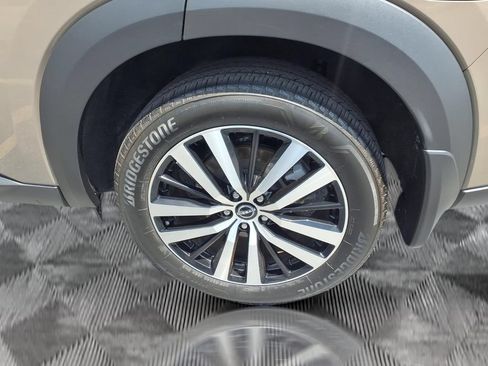 Certified 2024 Nissan Pathfinder Platinum AWD/4WD image 23