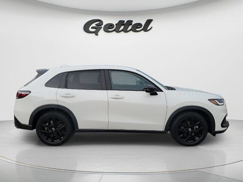 Used 2024 Honda HR-V Sport image 4