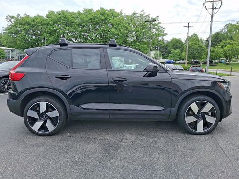Certified 2023 Volvo XC40 Recharge Ultimate AWD/4WD image 7