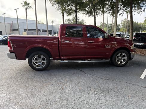 Used 2014 RAM 1500 Laramie w/ Convenience Group AWD/4WD image 10