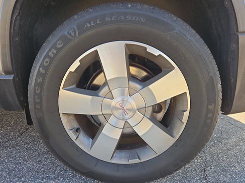 Used 2012 GMC Acadia SLT image 24