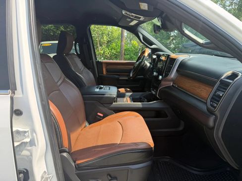 Used 2019 RAM 3500 Limited AWD/4WD image 19
