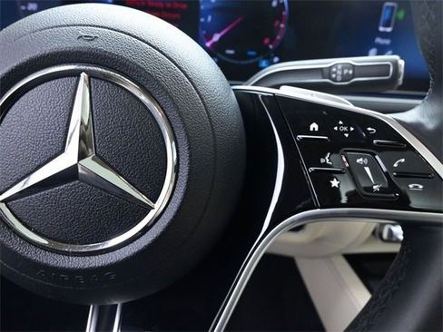 Used 2024 Mercedes-Benz GLE 350 4MATIC image 14