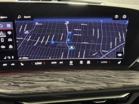 Used 2025 Audi Q5 Premium w/ Convenience Package image 18