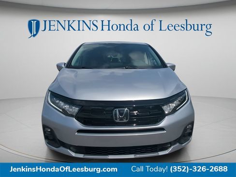 New 2026 Honda Odyssey Touring image 8