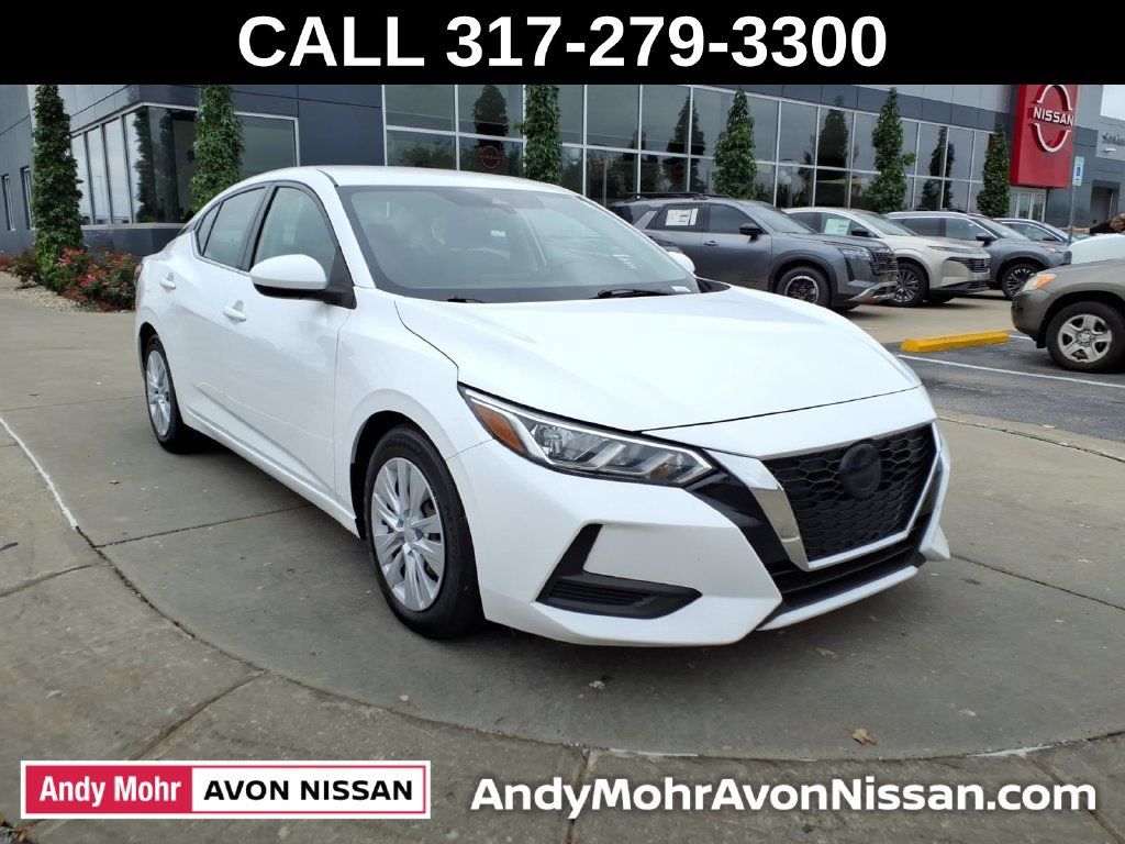 Used 2022 Nissan Sentra S FWD image 2