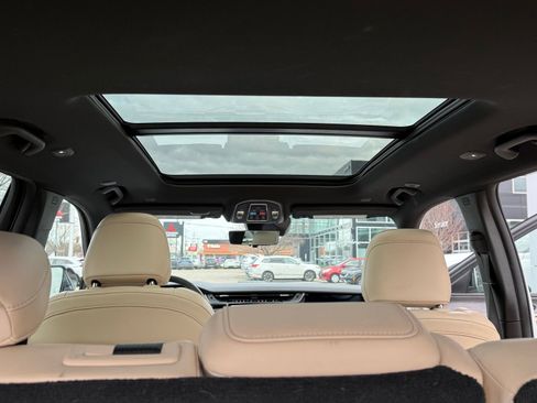 Used 2022 Jeep Grand Cherokee Limited 4xe w/ Luxury Tech Group II image 18