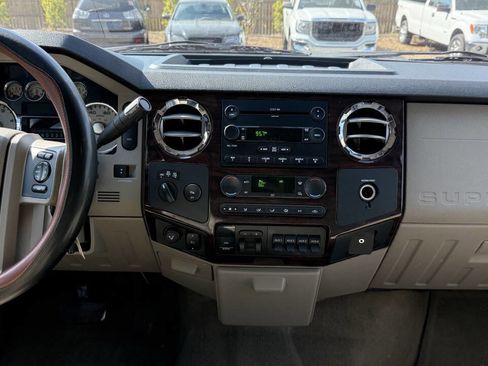 Used 2008 Ford F250 Lariat image 22