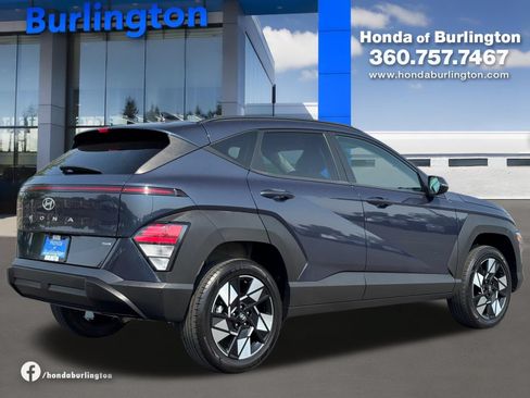 Used 2025 Hyundai Kona SEL AWD/4WD image 6