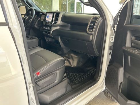 Used 2025 RAM 3500 Tradesman AWD/4WD image 27