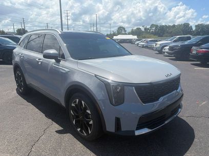Used 2024 Kia Sorento EX w/ Panoramic Sunroof Package