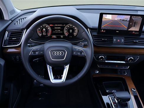 Used 2023 Audi Q5 2.0T Premium Plus w/ Premium Plus Package image 14