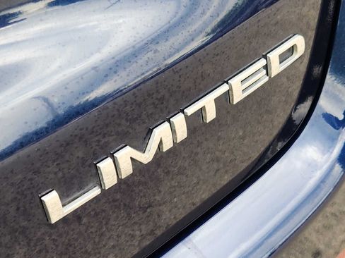 Used 2019 Jeep Compass Limited FWD image 11