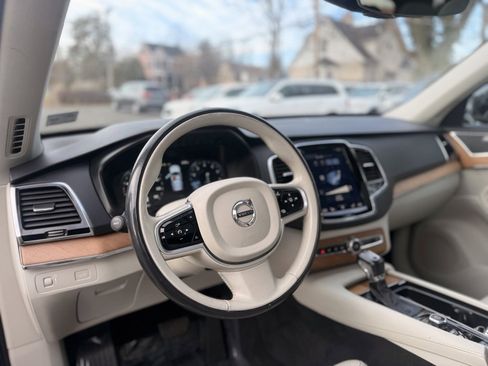 Used 2018 Volvo XC90 T6 Inscription w/ Convenience Package image 9