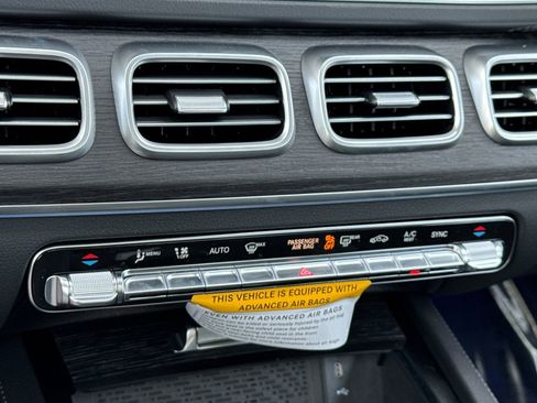 New 2026 Mercedes-Benz GLS 450 4MATIC image 18