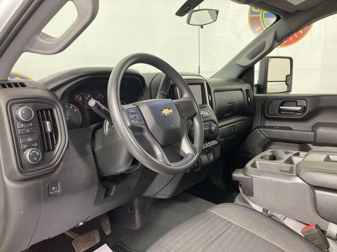 Used 2022 Chevrolet Silverado 2500 Custom w/ Custom Convenience Package AWD/4WD image 14
