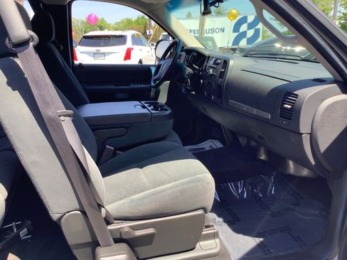Used 2008 GMC Sierra 1500 SLE w/ Power Pack Plus AWD/4WD image 17