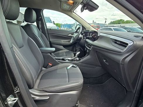 Used 2025 Buick Encore GX Preferred FWD image 37