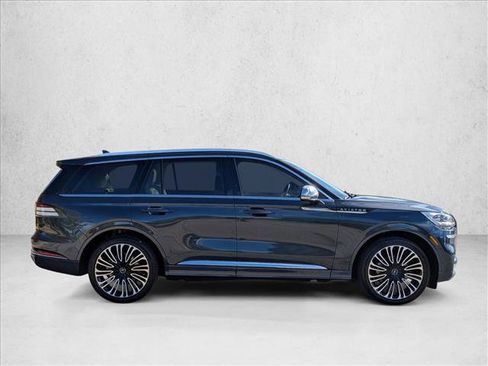 Used 2020 Lincoln Aviator Black Label w/ Dynamic Handling Package image 4