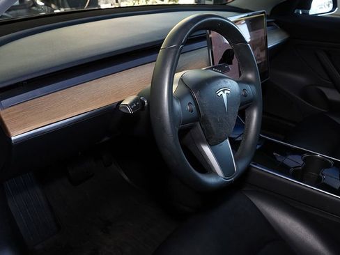 Used 2019 Tesla Model 3 Standard Range Plus RWD image 19