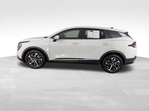 Certified 2023 Kia Sportage EX image 10