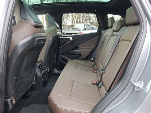 Used 2025 BMW X3 xDrive30i w/ Premium Package image 10