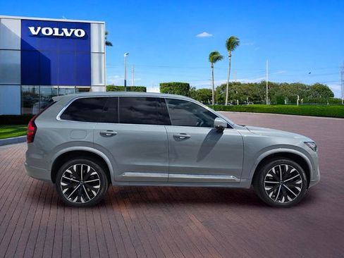 New 2026 Volvo XC90 B6 Plus w/ Protection Package Premier AWD/4WD image 8