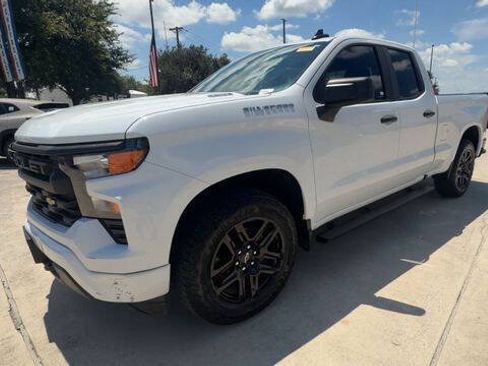 Used 2024 Chevrolet Silverado 1500 Custom RWD image 4