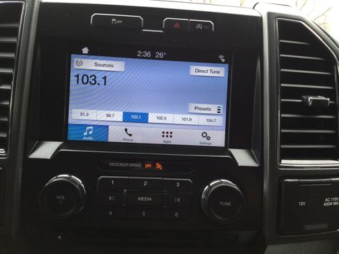 Used 2018 Ford F150 XLT w/ Equipment Group 302A Luxury image 11