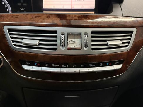 Used 2007 Mercedes-Benz S 550 S 550 Sedan 4D w/ Premium Pkg 2 image 33