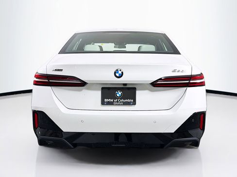 New 2026 BMW 530i xDrive w/ M Sport Package AWD/4WD image 6