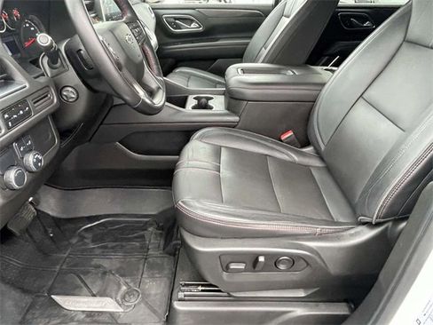 Used 2021 Chevrolet Tahoe RST w/ Luxury Package image 14