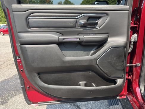 Used 2023 RAM 1500 Limited AWD/4WD image 32