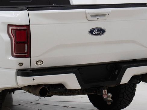 Used 2017 Ford F150 Raptor w/ Equipment Group 802A Luxury AWD/4WD image 19