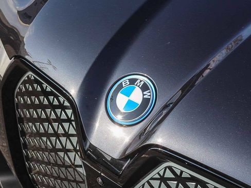 Certified 2023 BMW iX xDrive50 w/ Convenience Package image 10