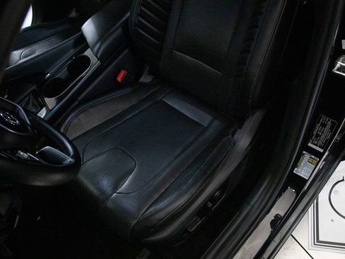 Used 2023 Hyundai Elantra Limited image 25