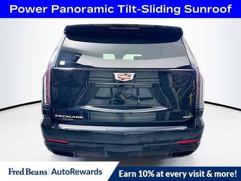 Used 2025 Cadillac Escalade Sport Platinum w/ LPO, ONYX Package AWD/4WD image 7
