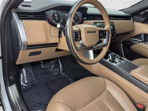 Used 2023 Land Rover Range Rover SE image 10