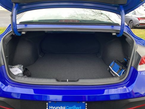 Certified 2025 Hyundai Elantra Sport w/ Cargo Package image 14